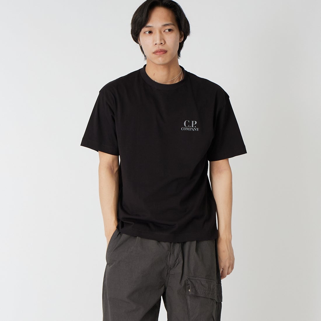 C.P. COMPANY ブラック 半袖シャツ 005328G C.P.COMPANY [シーピーカンパニー] ショートスリーブロゴTシャツ