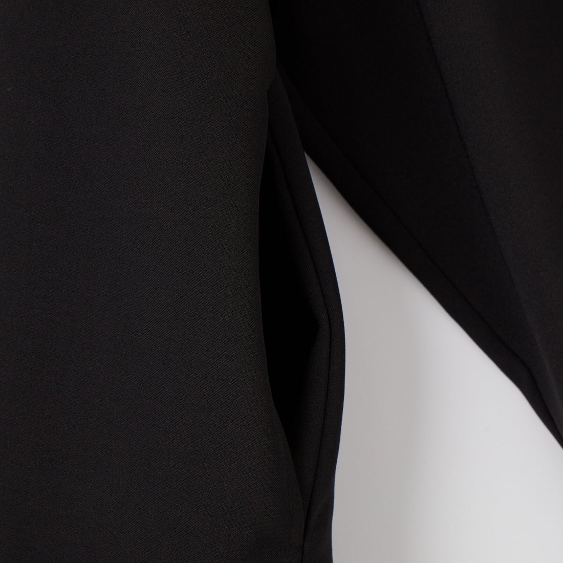 WILLFULLY [ウィルフリー] カフスレース ヘムバルーンフリルジャケット [2611-OU-06] BLACK