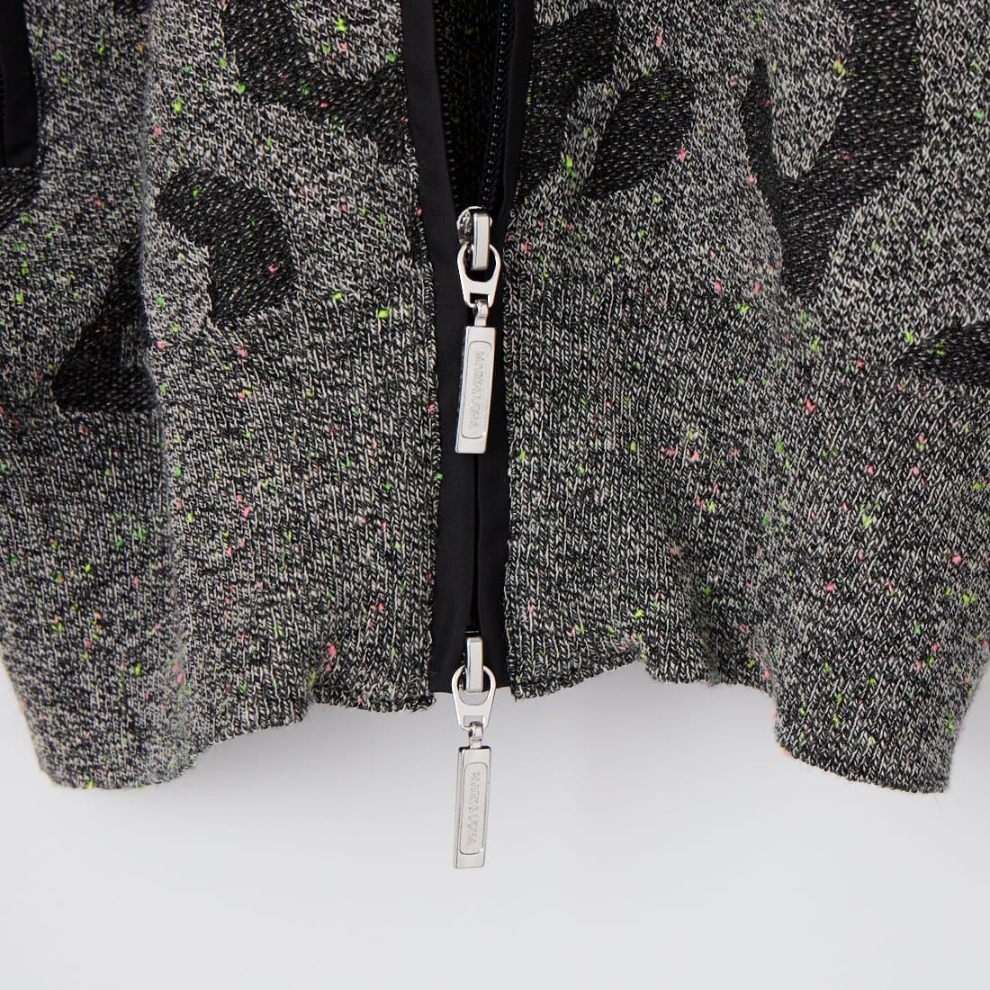 MARK & LONA [マークアンドロナ] 総柄ジップニットフーディ [MLM-6A-AB06] BLACK