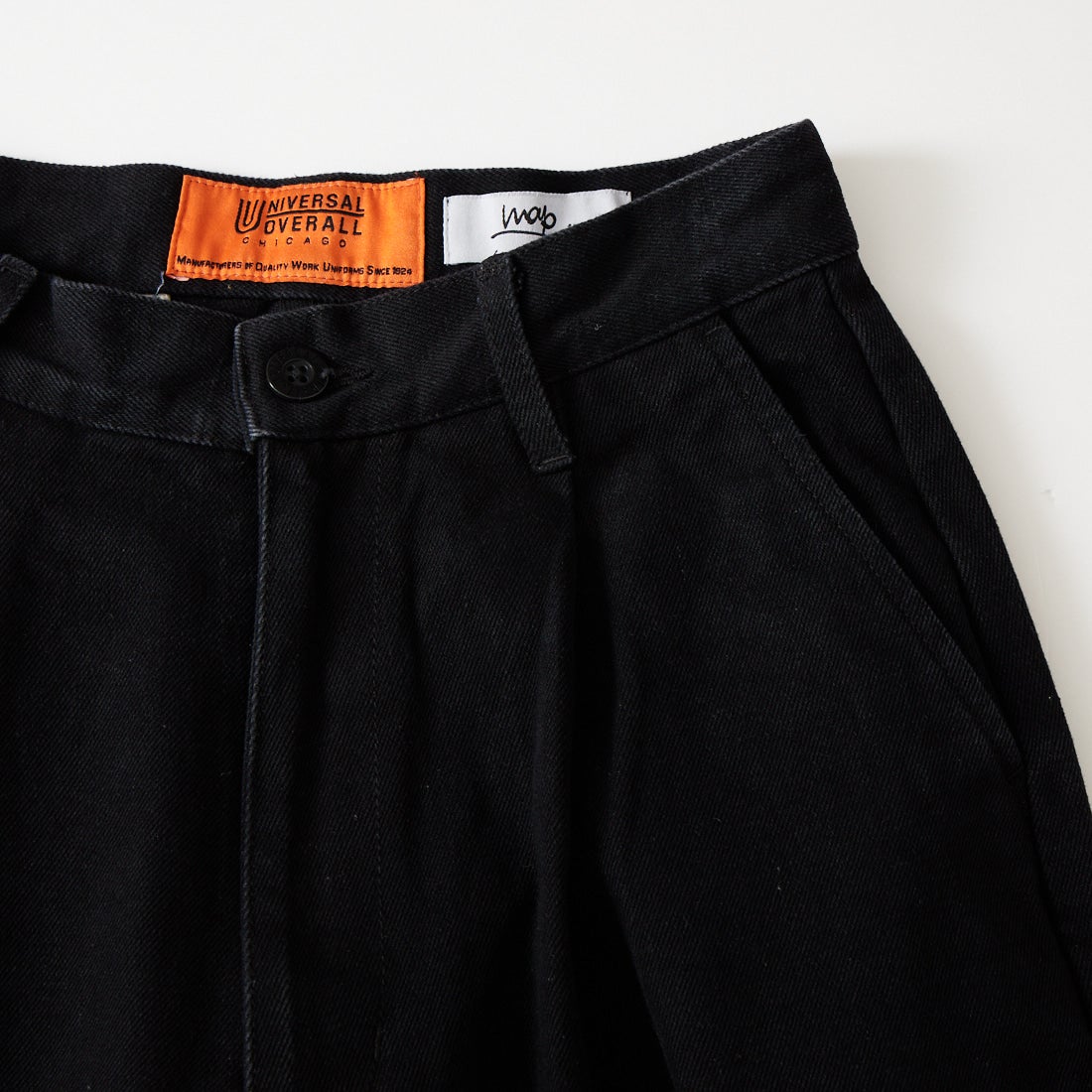 UNIVERSAL OVERALL [ユニバーサルオーバーオール] タックワイドデニムパンツ [UO2512600OC] BLK
