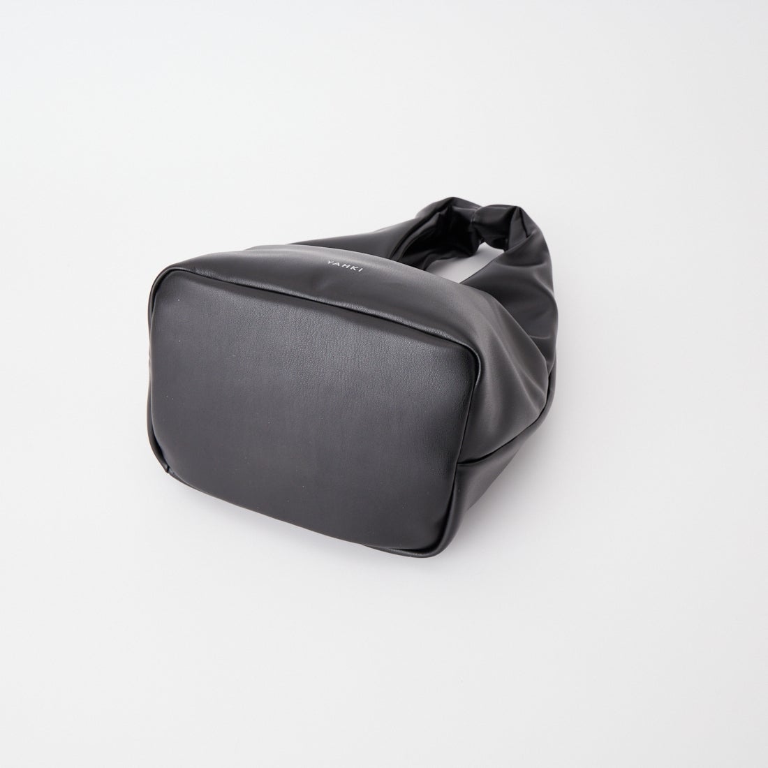 YAHKI [ヤーキ] フェイクレザーハンドバッグ [YH-795] BLACK
