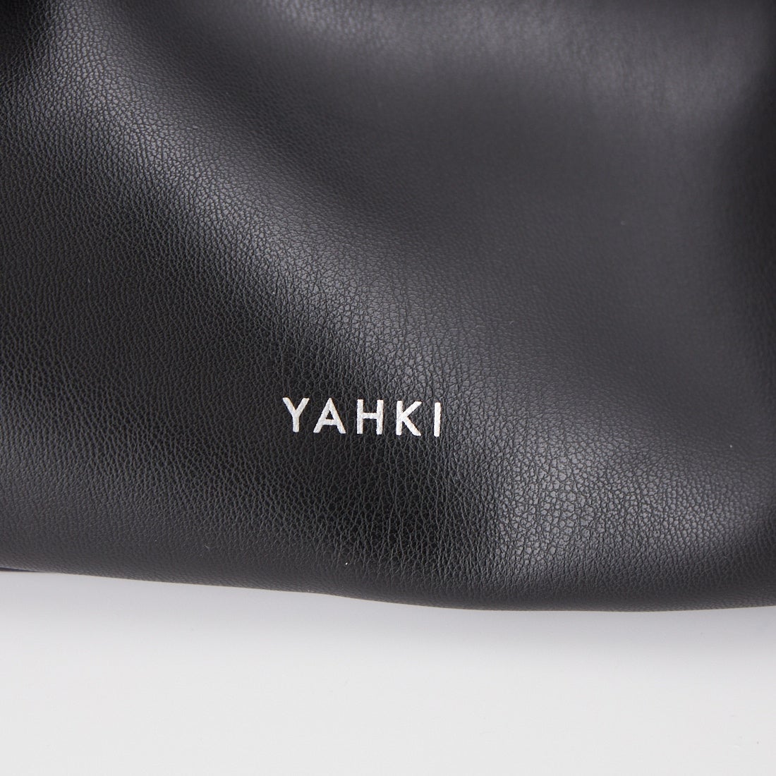 YAHKI [ヤーキ] フェイクレザーハンドバッグ [YH-795] BLACK