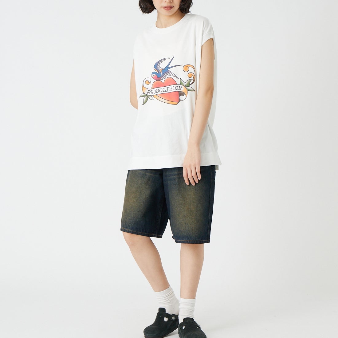 RhodolirioN [ロドリリオン] プリントタトゥーTシャツ [SW1056] A WHITE &&モデル身長：162cm 着用サイズ：ONE SIZE&&