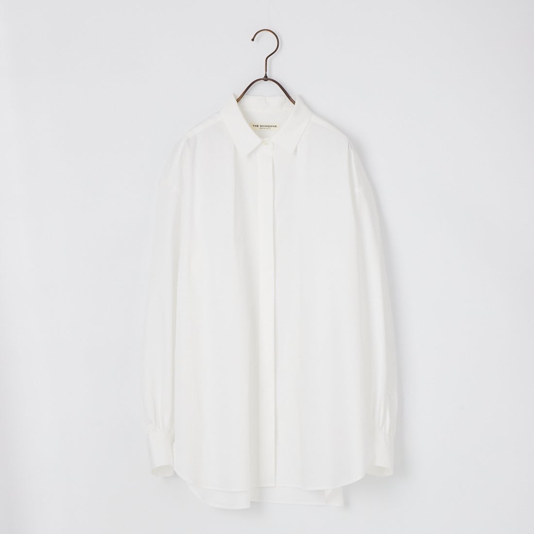 01 WHITE