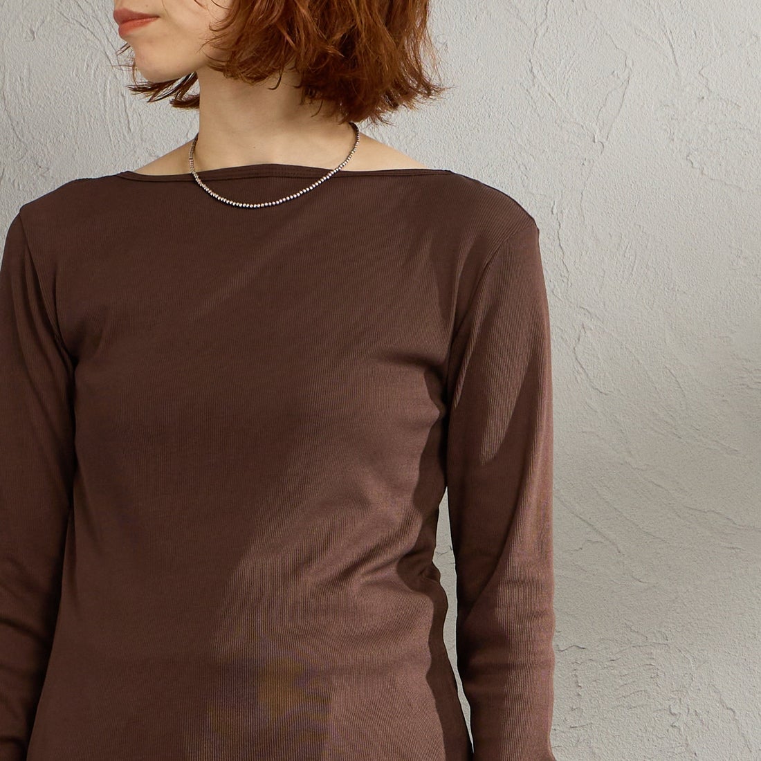 THE SHINZONE [ザ シンゾーン] シアーリブロングスリーブTシャツ [26SMSCU07] 48 BROWN &&モデル身長：158cm 着用サイズ：F0&&