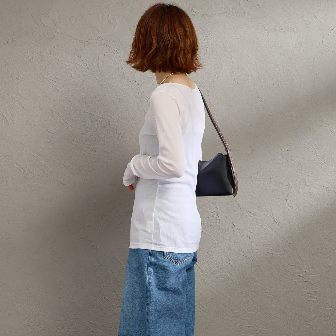 THE SHINZONE [ザ シンゾーン] シアーリブロングスリーブTシャツ [26SMSCU07] 01 WHITE &&モデル身長：158cm 着用サイズ：F0&&