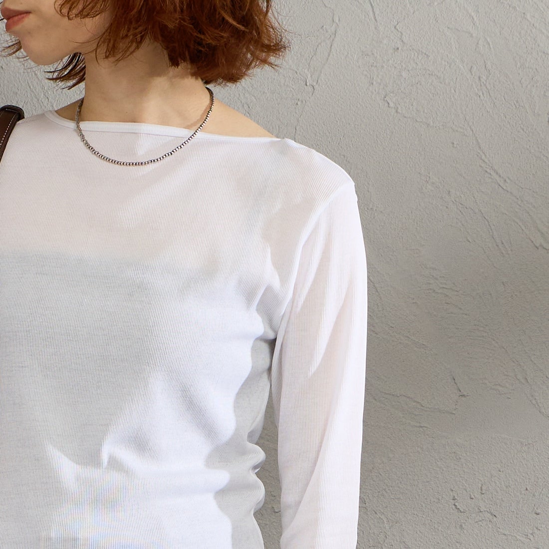 THE SHINZONE [ザ シンゾーン] シアーリブロングスリーブTシャツ [26SMSCU07] 01 WHITE &&モデル身長：158cm 着用サイズ：F0&&