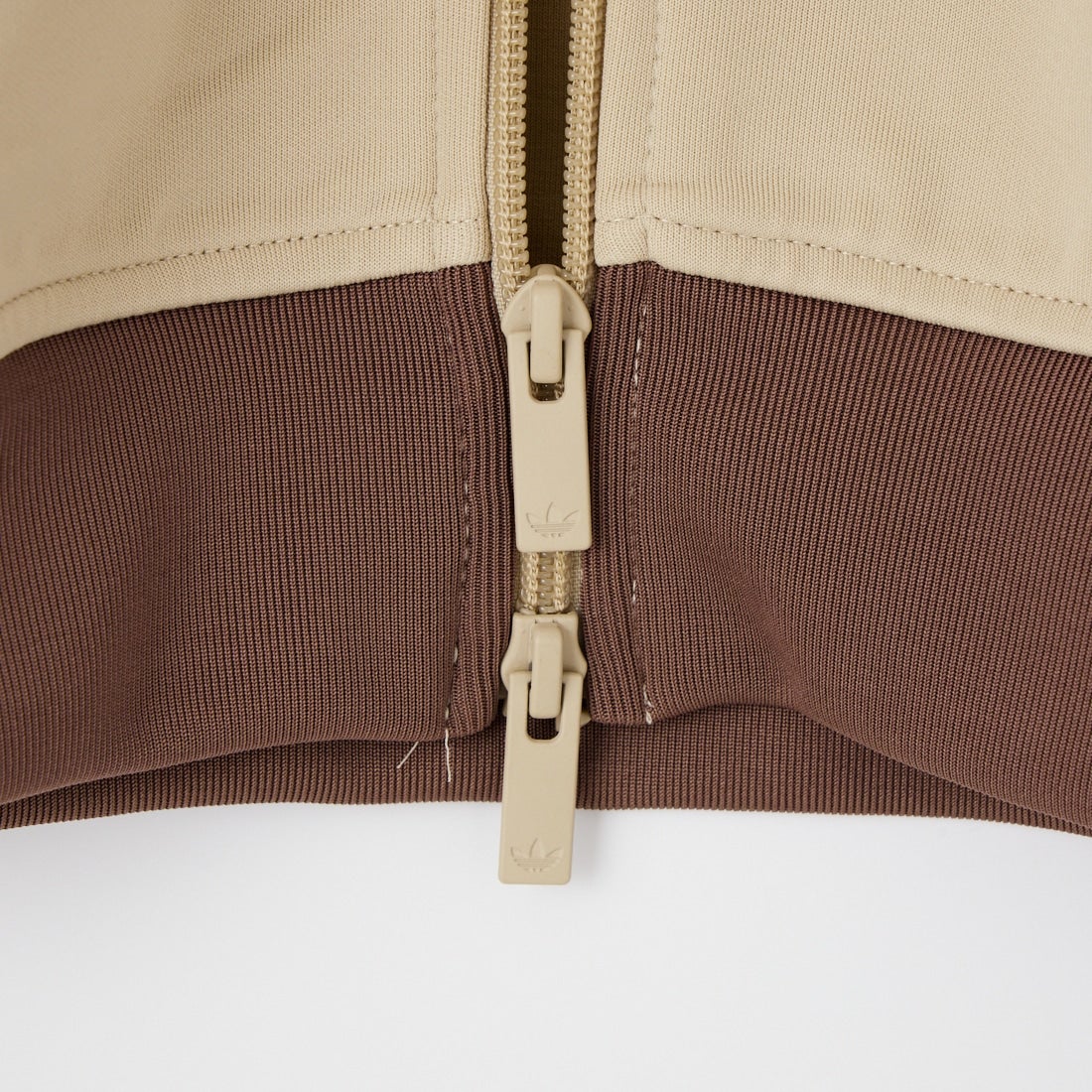 adidas Originals [アディダス オリジナルス] スーパースター ルーズトラックトップ [HQ114] KD8825