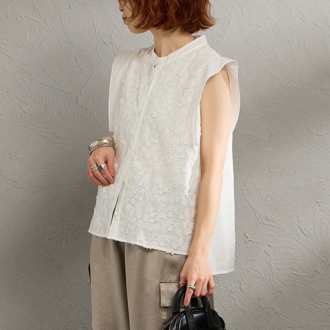 11 OFF WHI&&モデル身長：158cm 着用サイズ：F&&