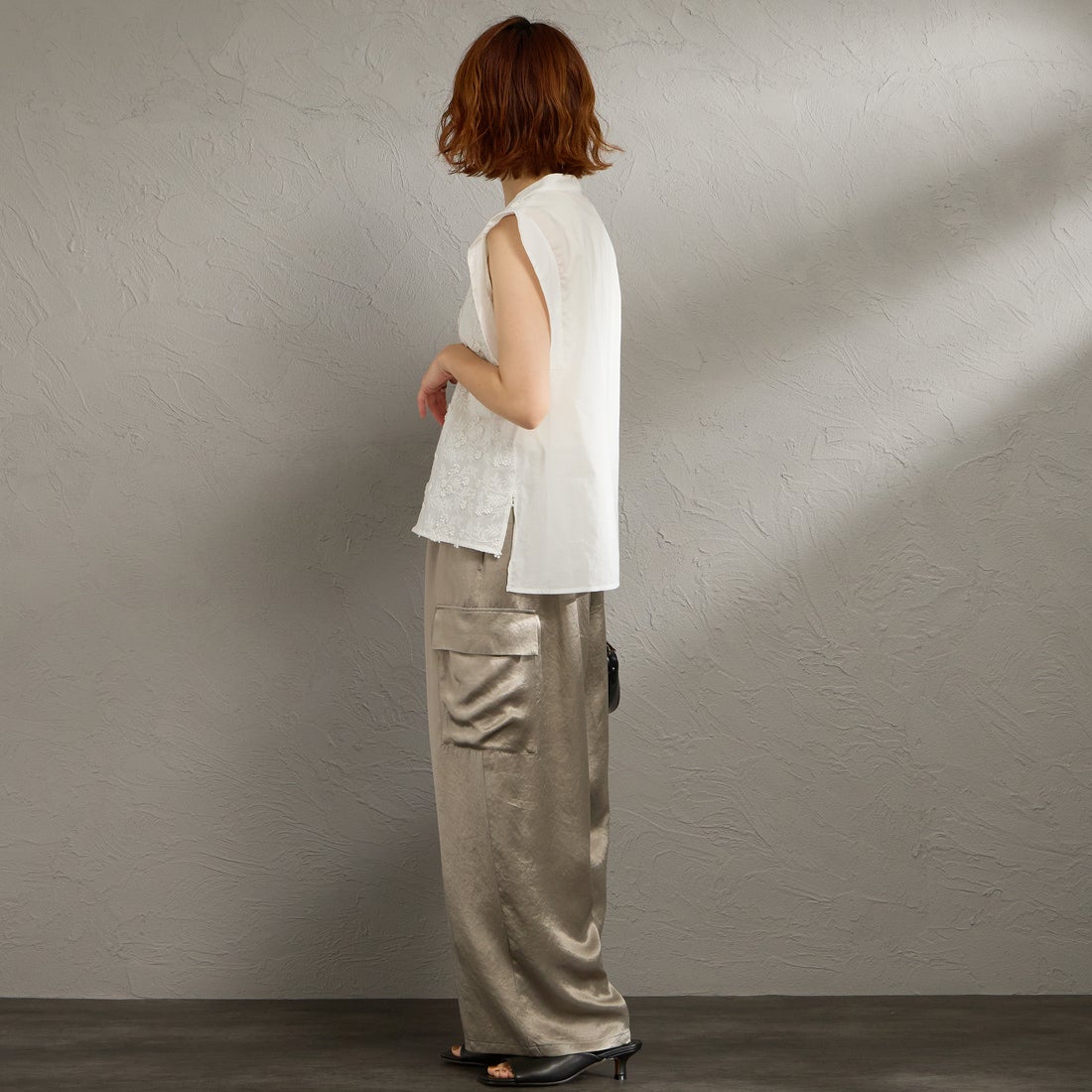 MARMARMAR [マーマーマー] スタンドカラーレースシャツ [1-830101] 11 OFF WHI &&モデル身長：158cm 着用サイズ：F&&