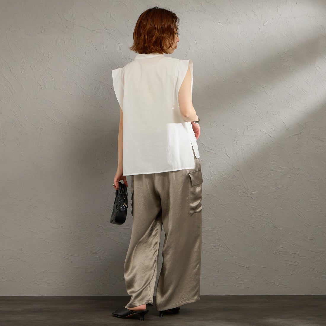 MARMARMAR [マーマーマー] スタンドカラーレースシャツ [1-830101] 11 OFF WHI &&モデル身長：158cm 着用サイズ：F&&