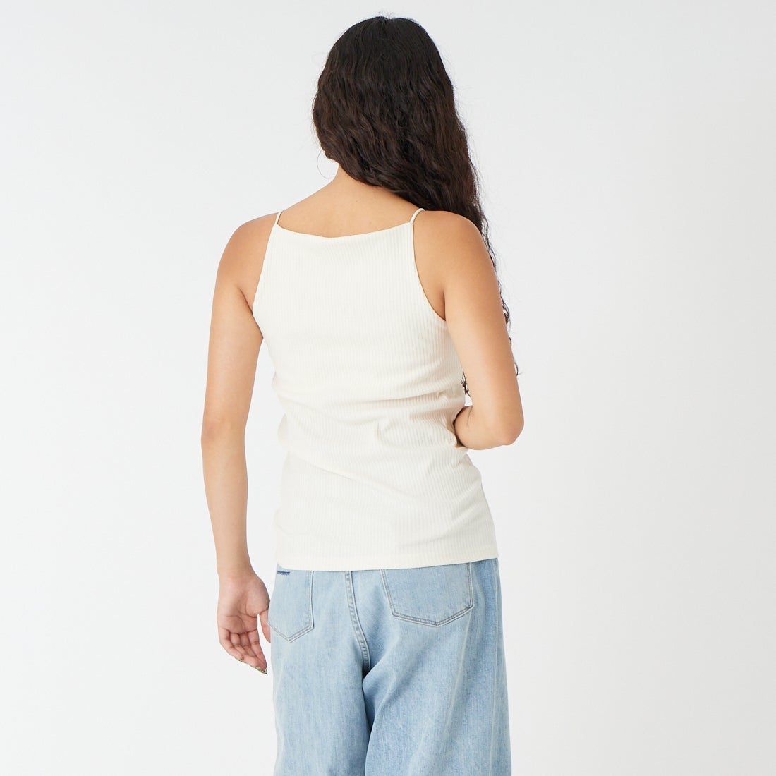 hwyl [ヒュイル] カップ付きタンクトップ [61285559] ｵﾌ &&モデル身長：162cm 着用サイズ：2&&
