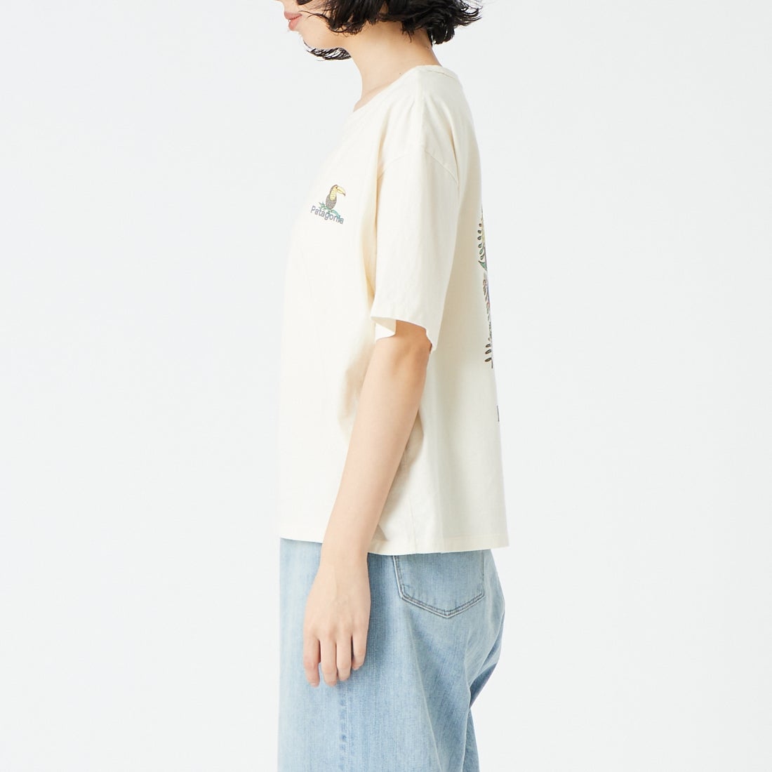 patagonia [パタゴニア] ウィメンズ プロテクト レインフォレスツ イージーカットTシャツ [37867] UDNL &&モデル身長：162cm 着用サイズ：S&&