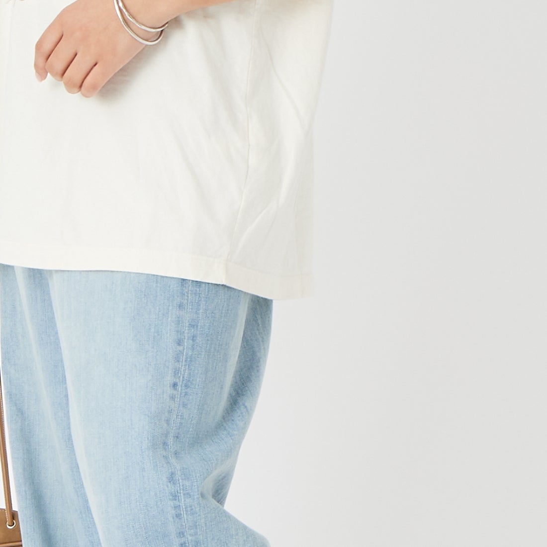 patagonia [パタゴニア] ウィメンズ デザート グロー オーバーサイズTシャツ [37868] UDNL &&モデル身長：162cm 着用サイズ：S&&