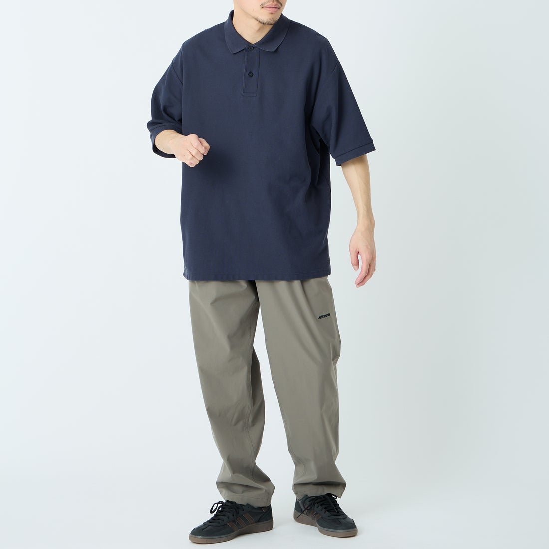 MIZUNO [ミズノ] 別注 4WAYストレッチ イージーパンツ [D2JFDW01-JF] CHARCOAL &&モデル身長：168cm 着用サイズ：L&&