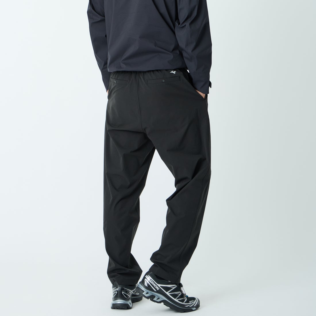 MIZUNO [ミズノ] 別注 4WAYストレッチ イージーパンツ [D2JFDW01-JF] BLACK &&モデル身長：179cm 着用サイズ：L&&