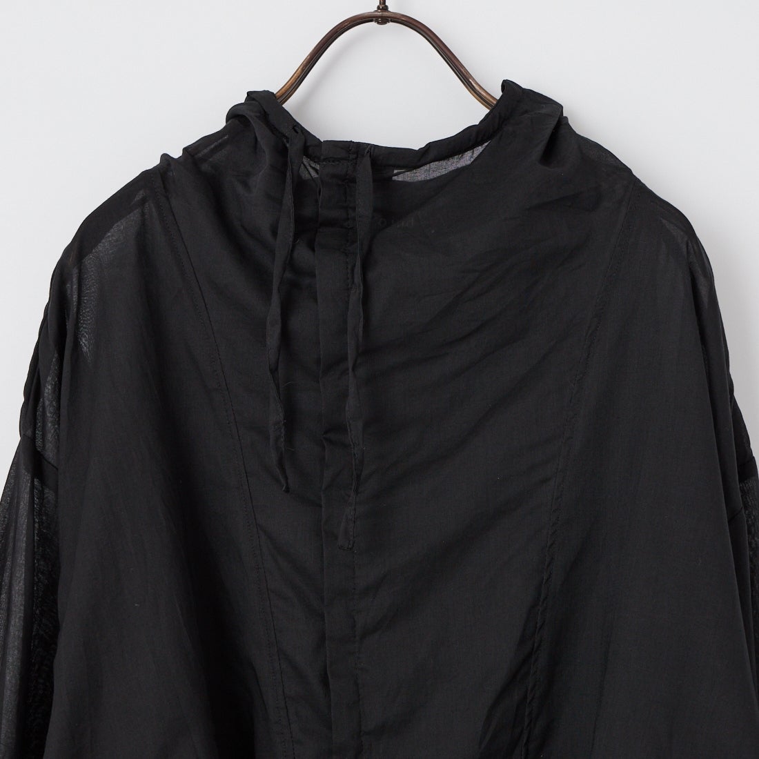 mizuiro ind [ミズイロインド] 別注 フード付き ワイドシルエット プルオーバーシャツ [50068-JF] BLACK