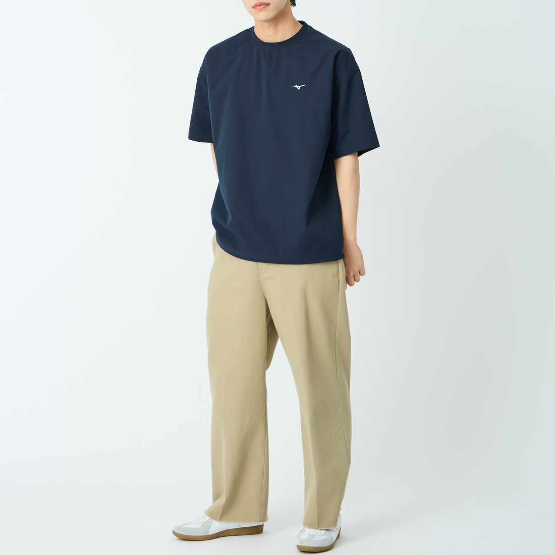 MIZUNO [ミズノ] 別注 4WAYストレッチ バックプリントTシャツ [D2JADW04-JF] NAVY &&モデル身長：179cm 着用サイズ：L&&