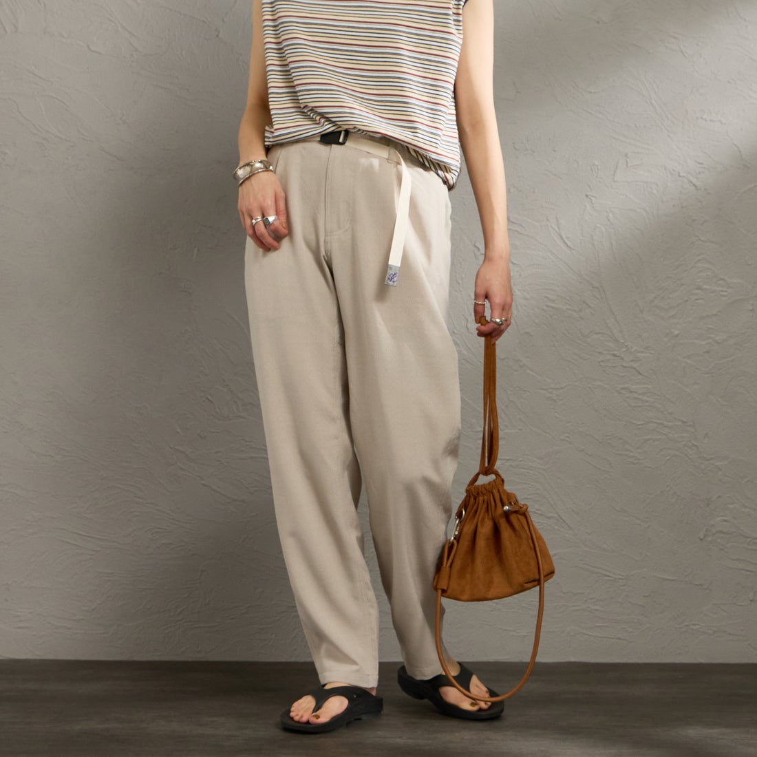 GRAMiCCi [グラミチ] 別注 リネンライク エブリデイパンツ [GUP6-S2016-JF] BEIGE &&モデル身長：158cm 着用サイズ：S&&