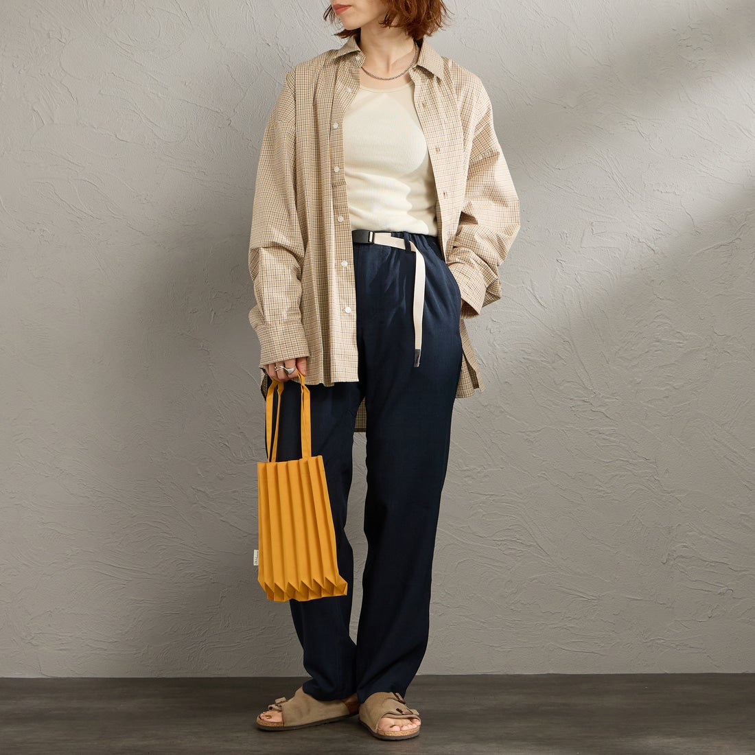 GRAMiCCi [グラミチ] 別注 リネンライク エブリデイパンツ [GUP6-S2016-JF] NAVY &&モデル身長：158cm 着用サイズ：S&&