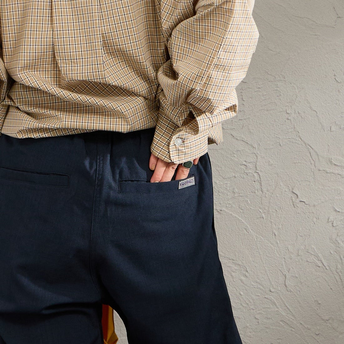 GRAMiCCi [グラミチ] 別注 リネンライク エブリデイパンツ [GUP6-S2016-JF] NAVY &&モデル身長：158cm 着用サイズ：S&&