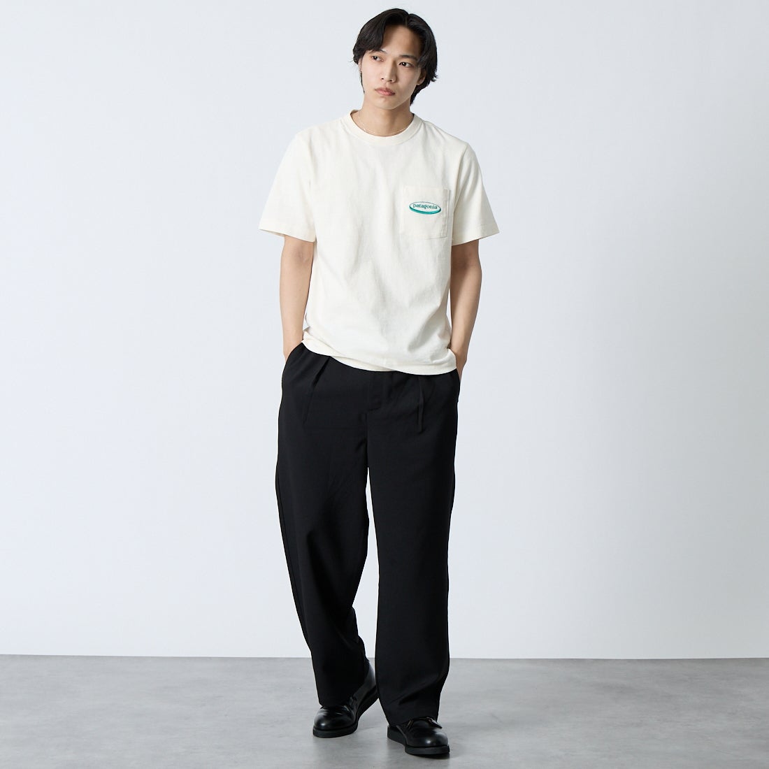 patagonia [パタゴニア] メンズ ミッドウェイト '95 オーバルロゴポケットティー [37880] UDNL &&モデル身長：179cm 着用サイズ：M&&