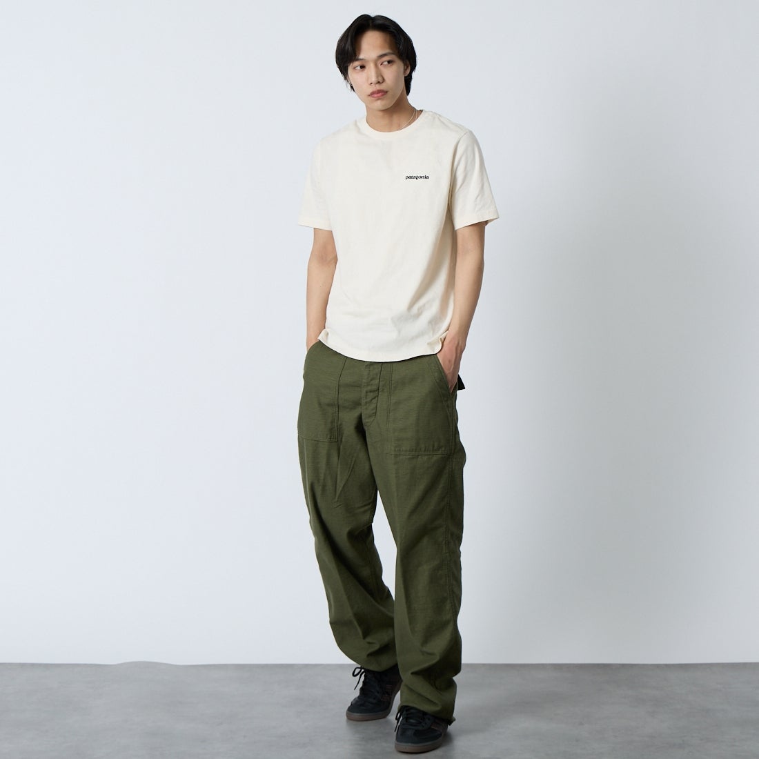 patagonia [パタゴニア] メンズ フィッツロイトラウトTシャツ [37846] UDNL &&モデル身長：179cm 着用サイズ：S&&
