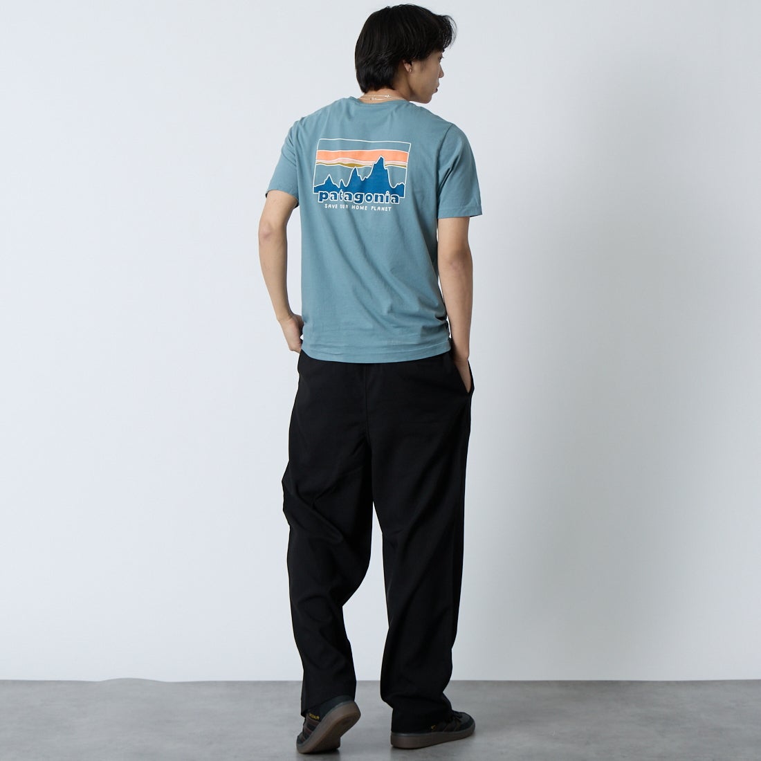 patagonia [パタゴニア] メンズ '73 スカイラインTシャツ [37841] BLSG &&モデル身長：179cm 着用サイズ：S&&