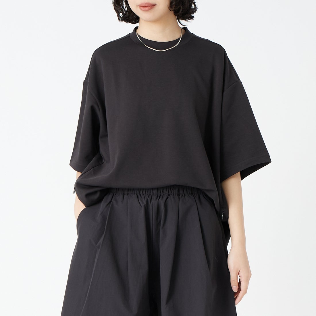 PUMA [プーマ] オーバーサイズ半袖Tシャツ [638055] 01 PUMA BL &&モデル身長：162cm 着用サイズ：S&&