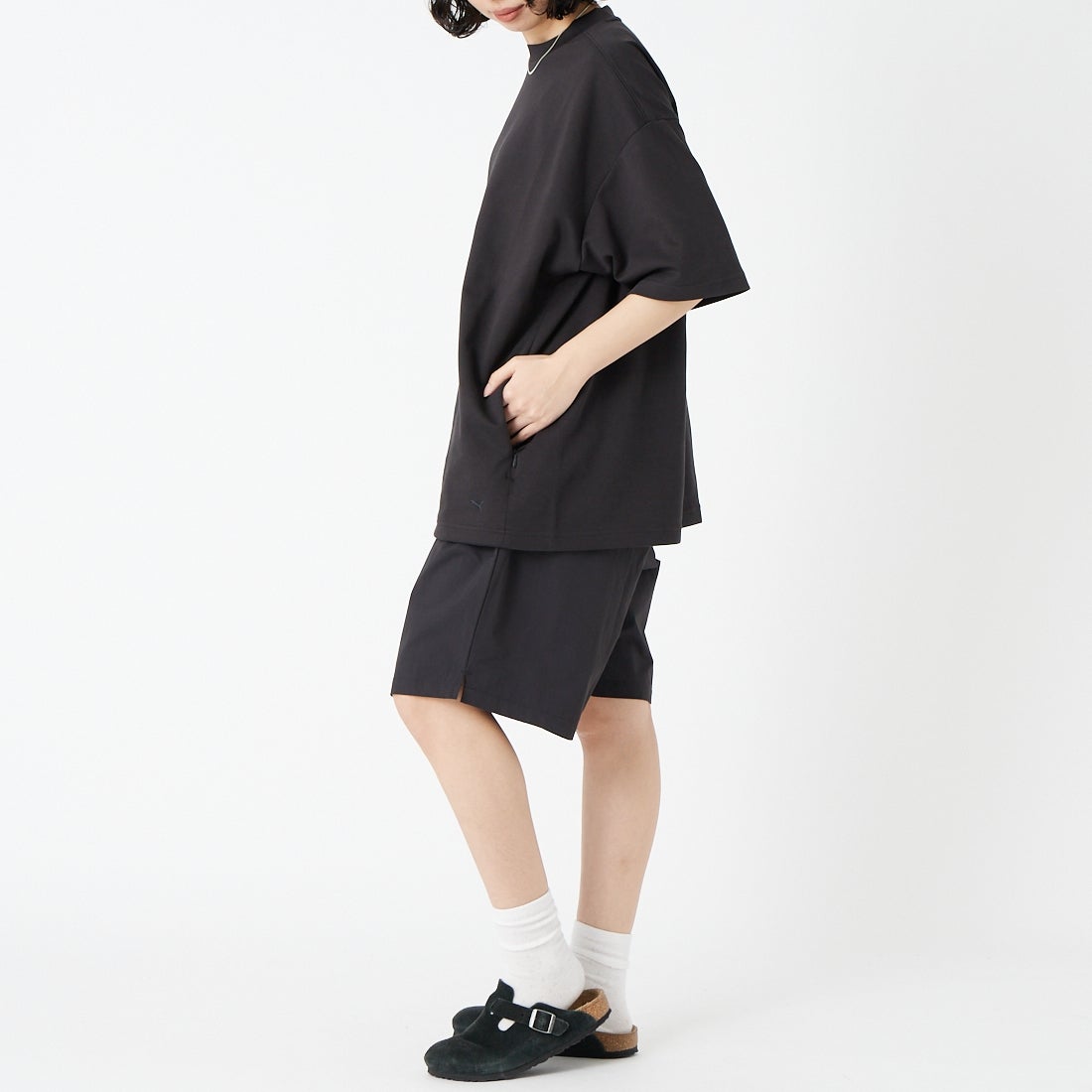 PUMA [プーマ] オーバーサイズ半袖Tシャツ [638055] 01 PUMA BL &&モデル身長：162cm 着用サイズ：S&&