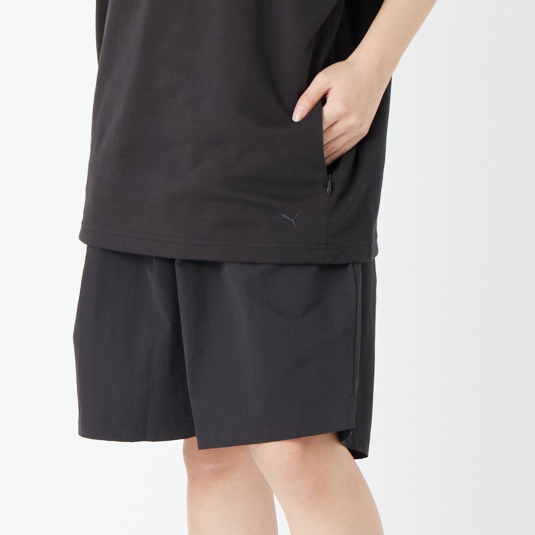 PUMA [プーマ] オーバーサイズ半袖Tシャツ [638055] 01 PUMA BL &&モデル身長：162cm 着用サイズ：S&&