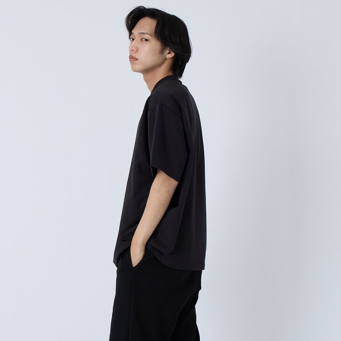 PUMA [プーマ] オーバーサイズ半袖Tシャツ [638055]  01 PUMA BL &&モデル身長：179cm 着用サイズ：M&&