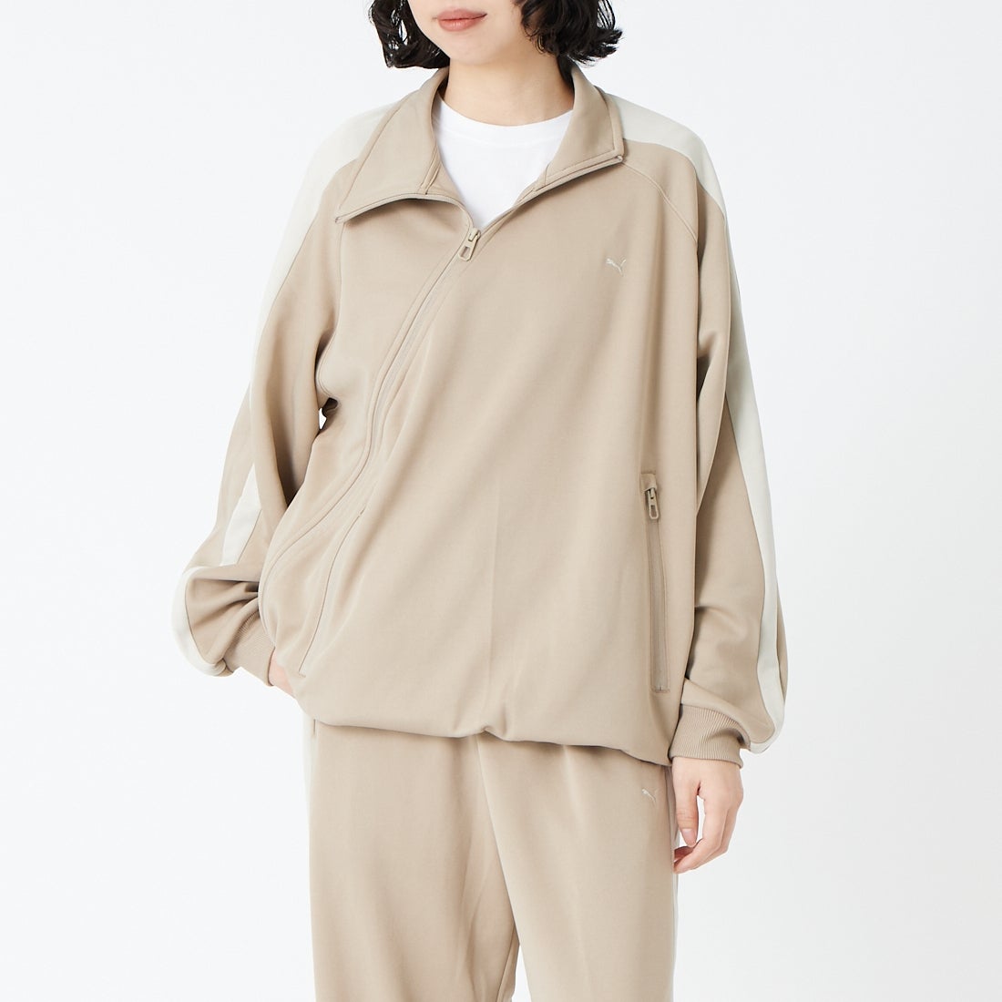 PUMA [プーマ] T7 トラックブルゾン [638049] 55 ICE COF &&モデル身長：162cm 着用サイズ：S&&