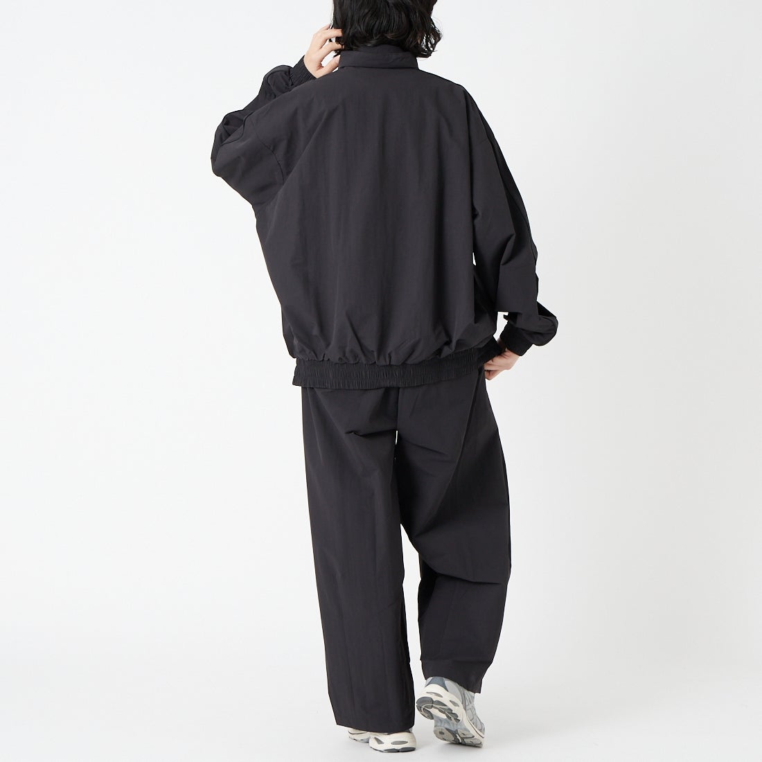 PUMA [プーマ] スタンドカラージャケット [638059] 01 PUMA BL &&モデル身長：162cm 着用サイズ：S&&