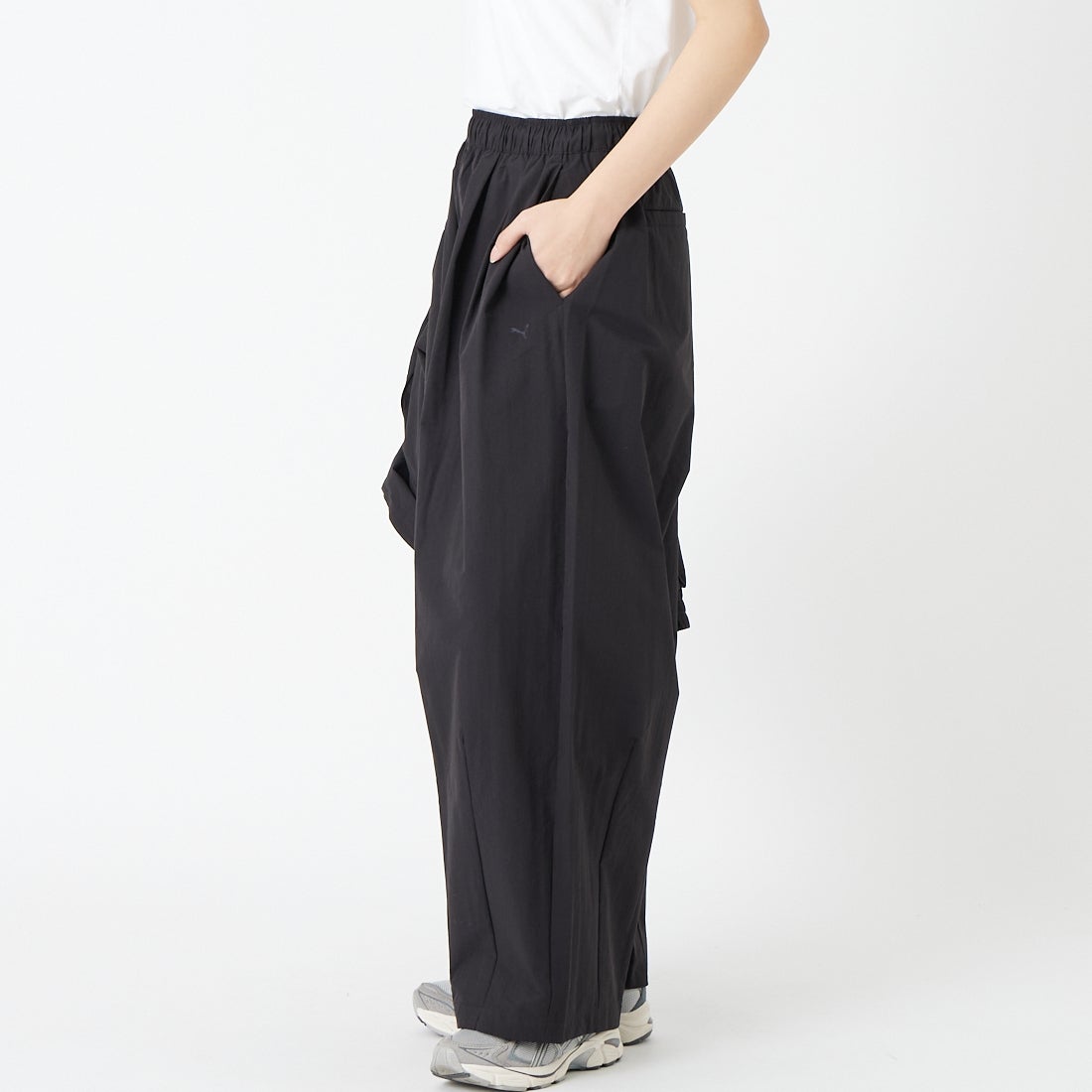 PUMA [プーマ] バルーンパンツ [638054] 01 PUMA BL &&モデル身長：162cm 着用サイズ：S&&