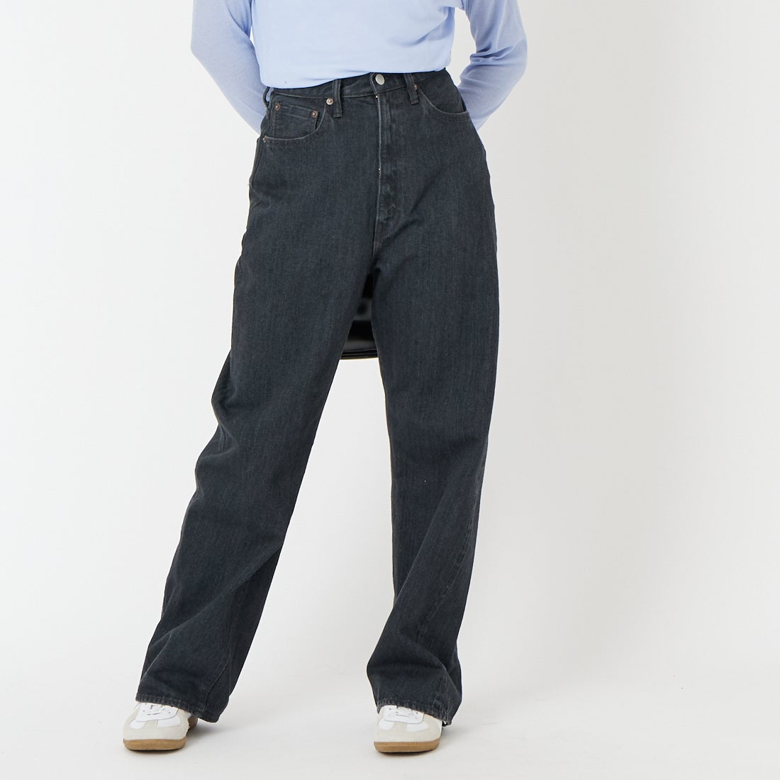 CIOTA [シオタ] ハイライズストレート5ポケットパンツ [PTLM-28HIS-MBK] MID BLACK &&モデル身長：162cm 着用サイズ：26&&