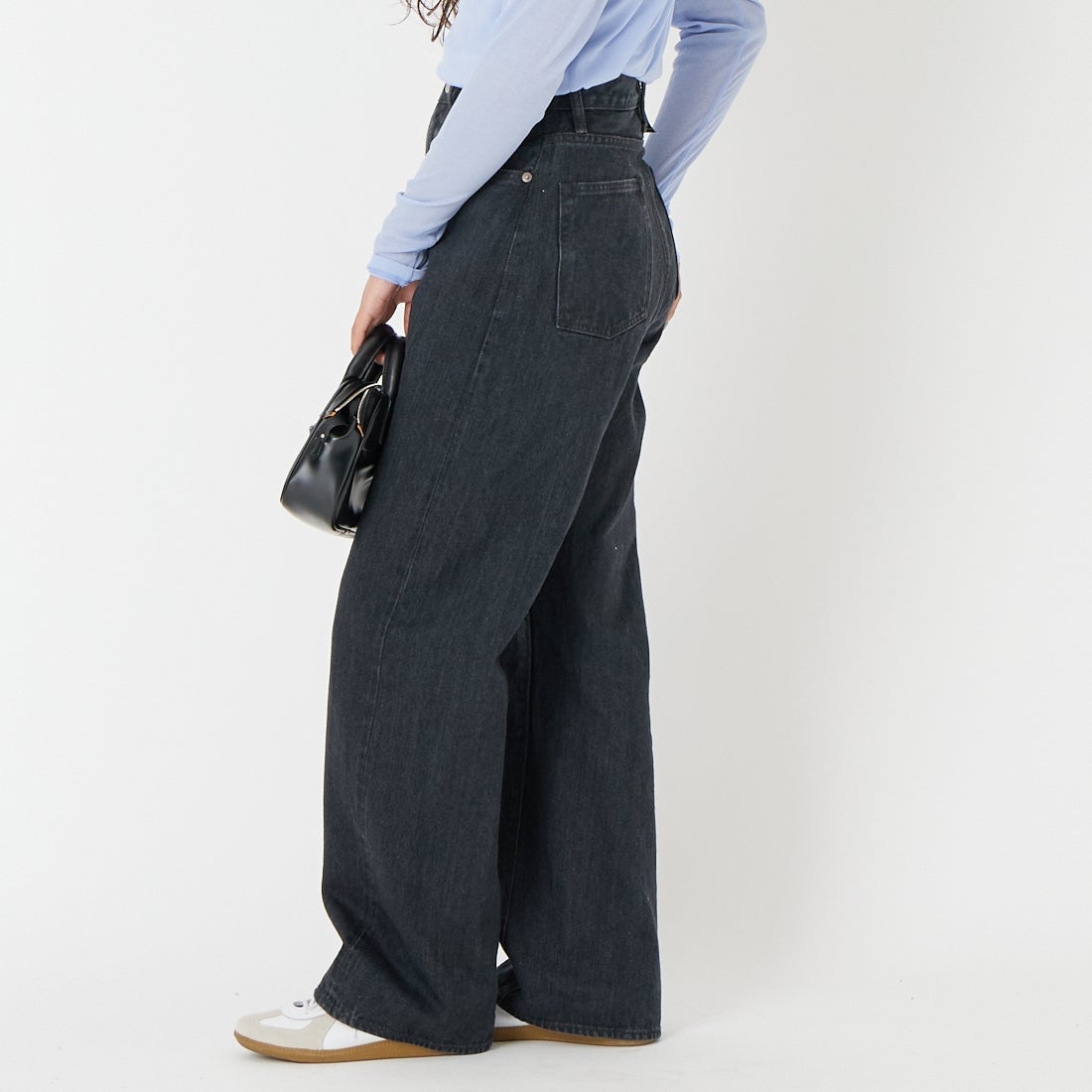 CIOTA [シオタ] ハイライズストレート5ポケットパンツ [PTLM-28HIS-MBK] MID BLACK &&モデル身長：162cm 着用サイズ：26&&