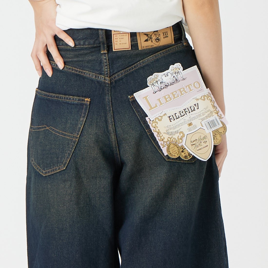 LIBERTO [リベルト] 別注 ALBANY デニムショーツ [FL2509-JF] 05 &&モデル身長：162cm 着用サイズ：XS&&