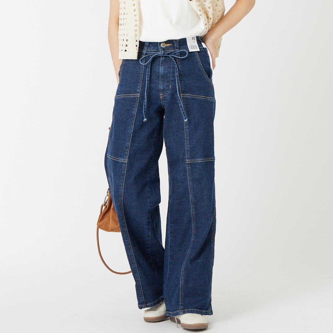 92 D.BLUE&&モデル身長：162cm 着用サイズ：XS&&