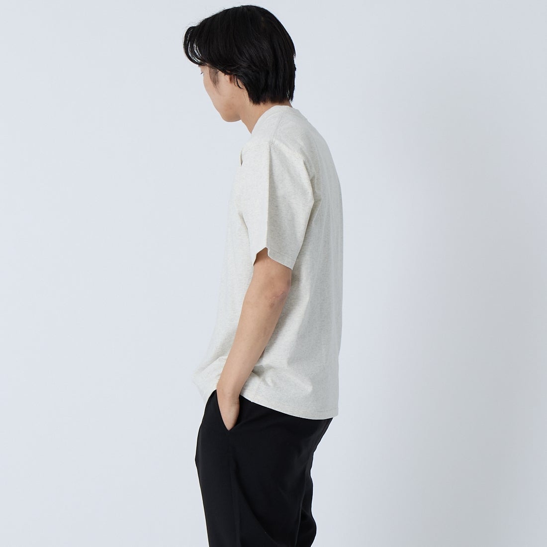 L.L.BEAN [エルエルビーン] モリル ショートスリーブ チェスト グラフィック Tシャツ [6275-4041] 19 B.BEAR &&モデル身長：179cm 着用サイズ：M&&