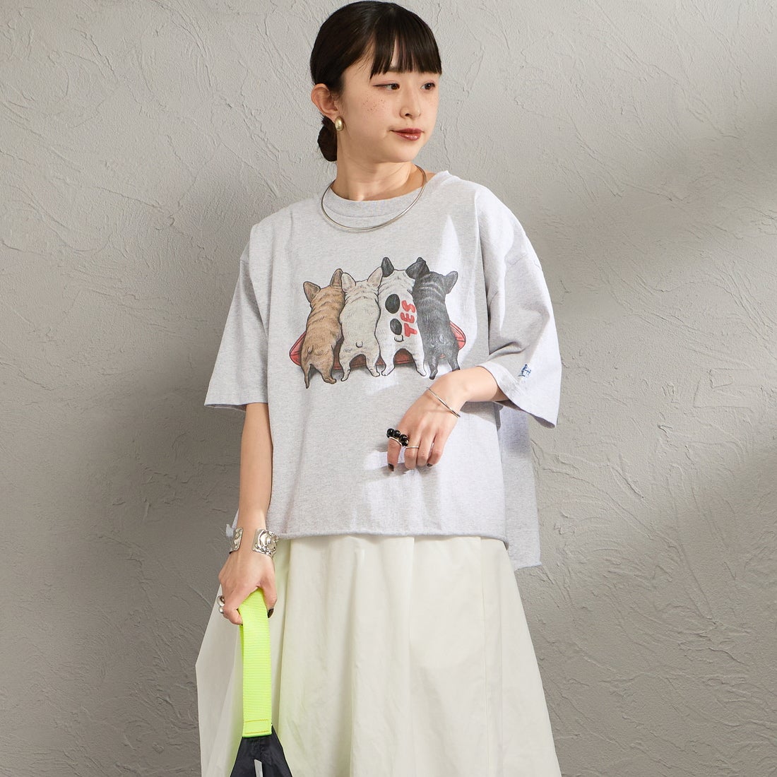 The Endless Summer [エンドレスサマー] 別注 4BUHIプリント カットオフTシャツ [FH-26574511-JF] MIX GRAY &&モデル身長：150cm 着用サイズ：F&&