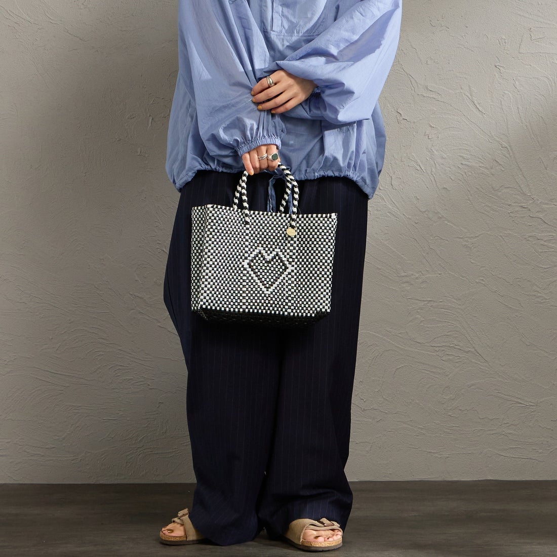 Letra [レトラ] メルカドバッグ (XXS) CHICA CORAZON [610751106] BLK/WHT