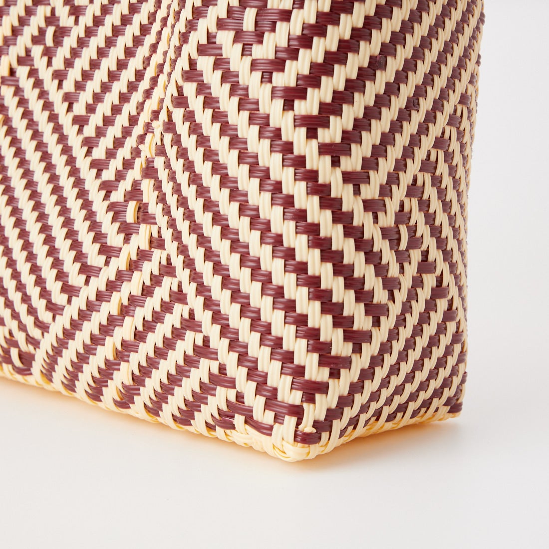 Letra [レトラ] メルカドバッグ (S) TAPETE [610725069] DK RED/CRM