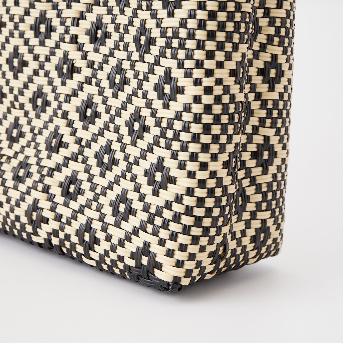 Letra [レトラ] メルカドバッグ (S) ROMBO [610720449] BLK/CRE S