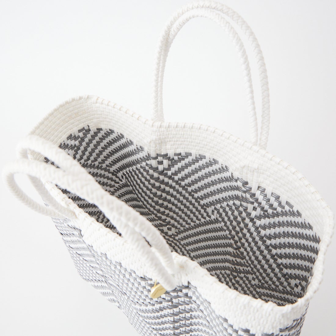 Letra [レトラ] メルカドバッグ (S) TAPETE [610725057] WHT/SIL S