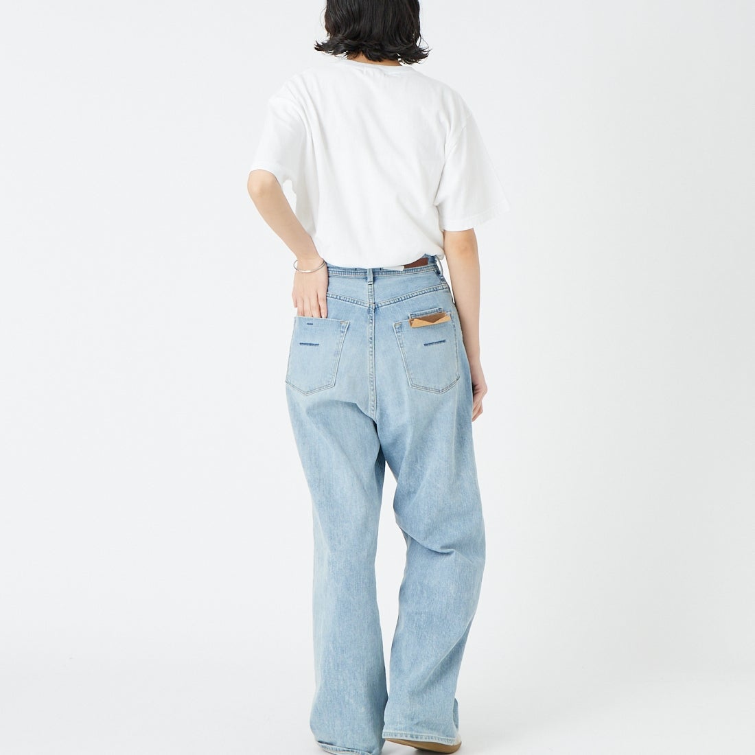 GOOD ROCK SPEED [グッドロックスピード] NYC ショートスリーブTシャツ [26NYC008W] WHITE &&モデル身長：162cm 着用サイズ：F&&