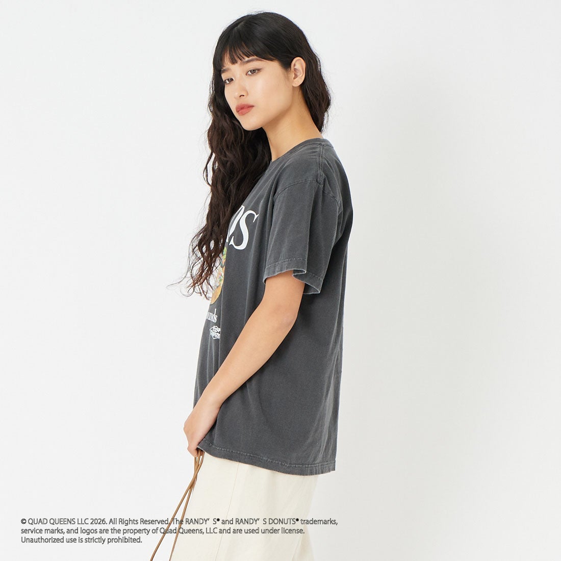 GOOD ROCK SPEED [グッドロックスピード] RANDY'S DONUTS プリントTシャツ [26RDN006W] CHARCOAL &&モデル身長：162cm 着用サイズ：F&&
