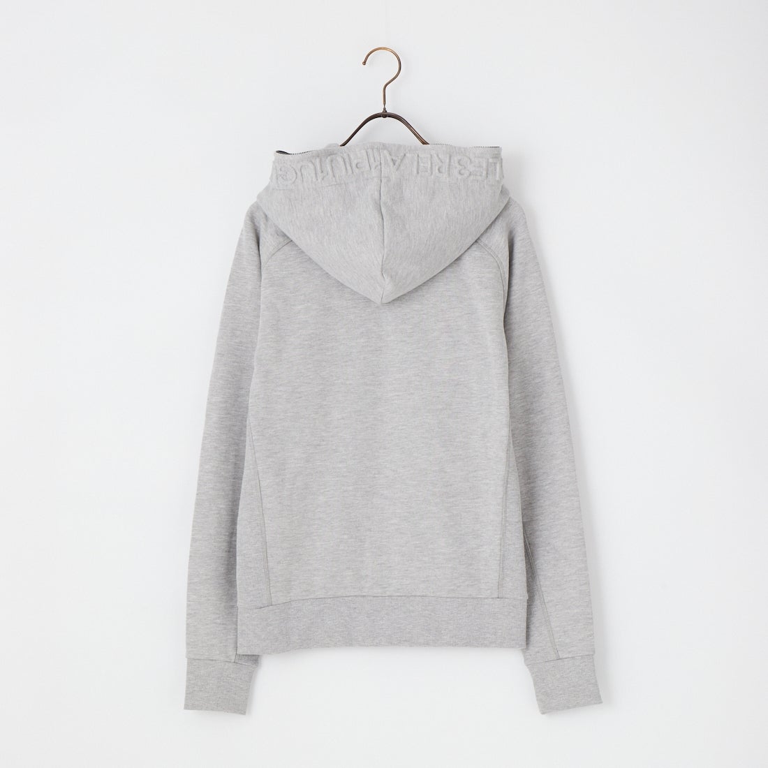 1PIU1UGUALE3 RELAX [ウノ ピゥ ウノ ウグァーレ トレ] エンボスロゴ ジップパーカー [USO-26083] SN80 GRAY