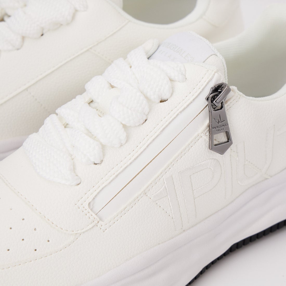 1PIU1UGUALE3 RELAX [ウノ ピゥ ウノ ウグァーレ トレ] ディスターテッドソール スニーカー [USX-26008] SN10 WHITE