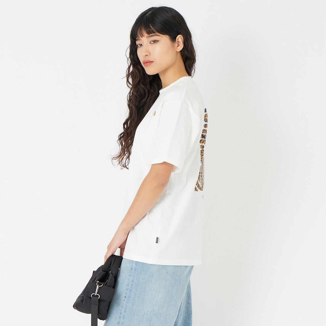 THE NORTH FACE [ザ ノースフェイス] ショートスリーブ レイバックトライバルTシャツ [NT12610] OW &&モデル身長：162cm 着用サイズ：S&&